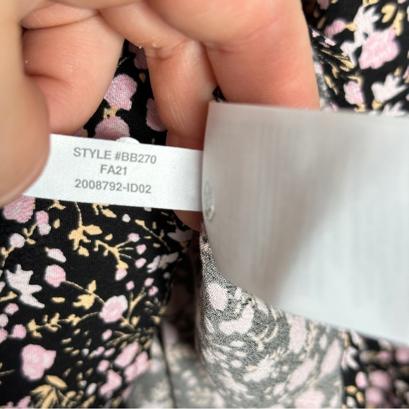 J. CREW Puff-Sleeve Drapey Crepe Top in Fall Garden Floral {3J13} - Picture 7 of 7